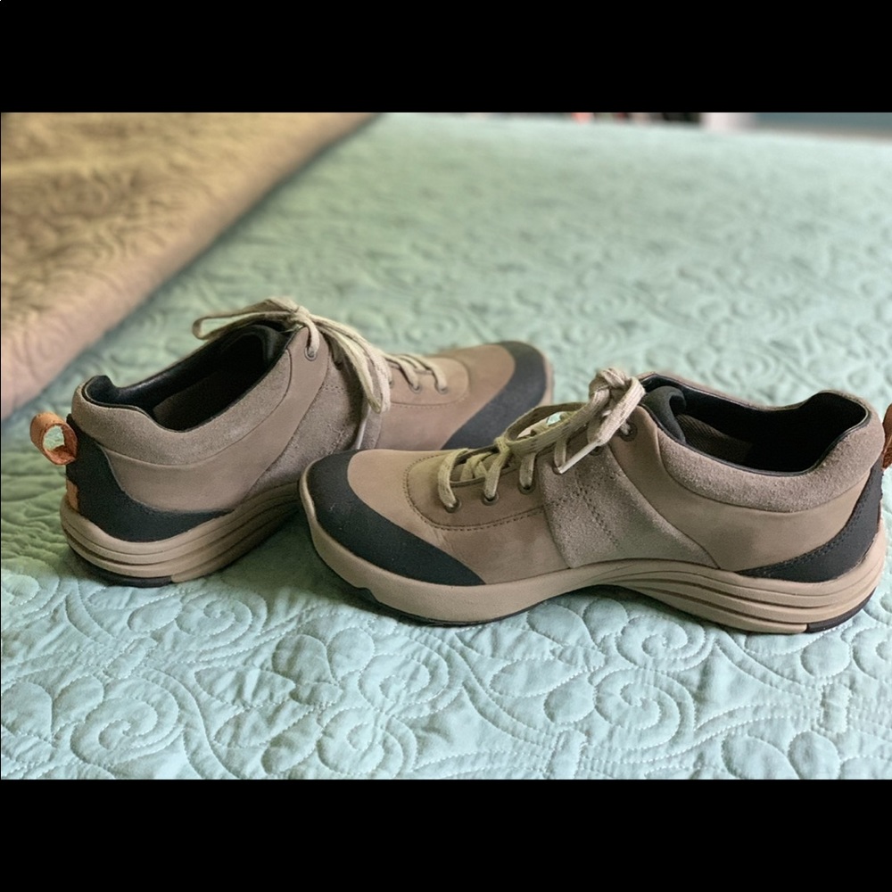 Clarks Sneakers